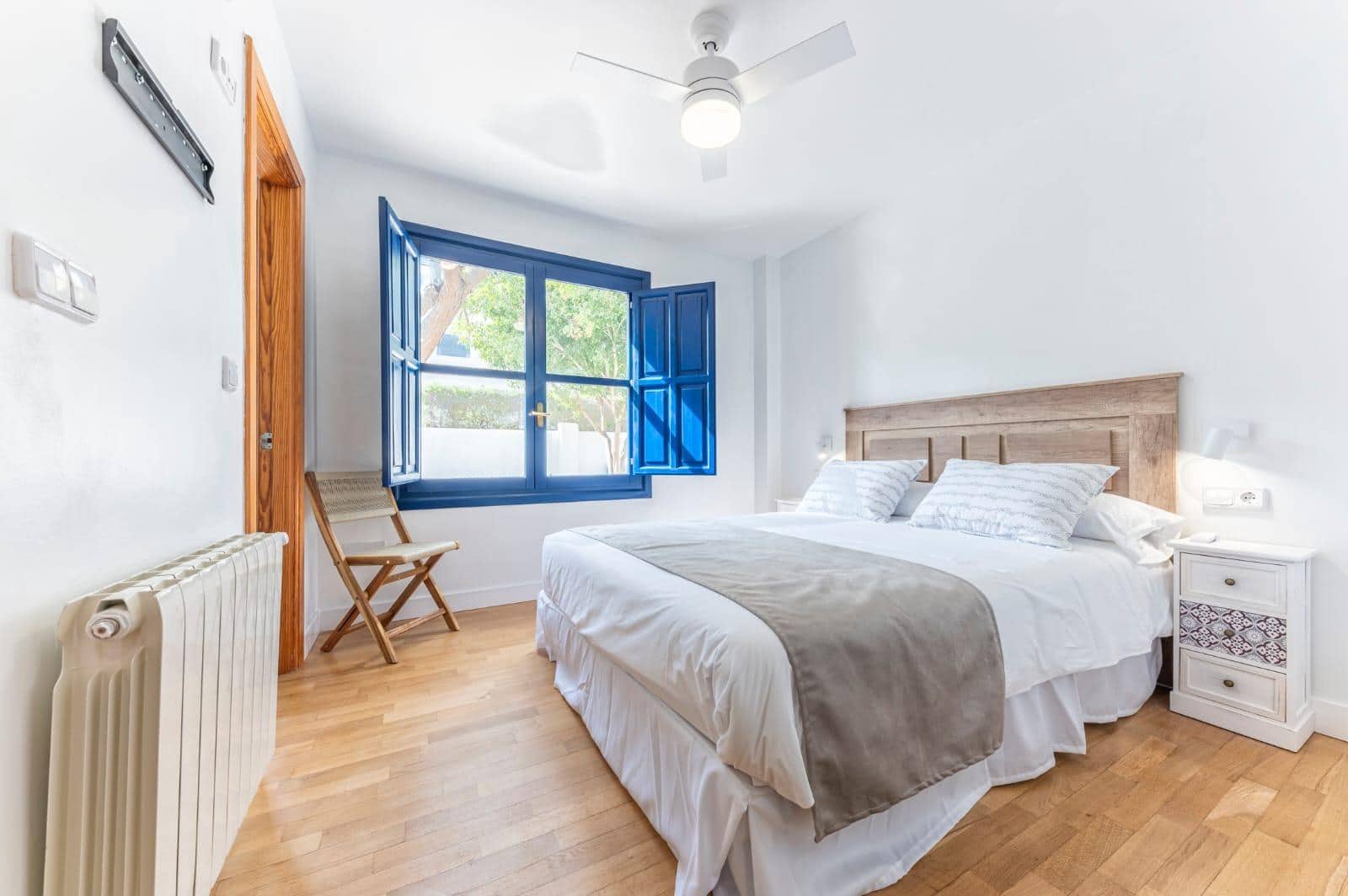 8 soveværelse Villa til salg i Alicante by med swimmingpool garage - € 1.400.000 (Ref: 9276599)