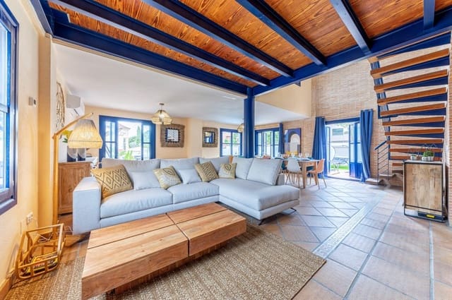 8 soveværelse Villa til salg i Vistahermosa, Alicante by med swimmingpool garage - € 1.400.000 (Ref: 9276599)