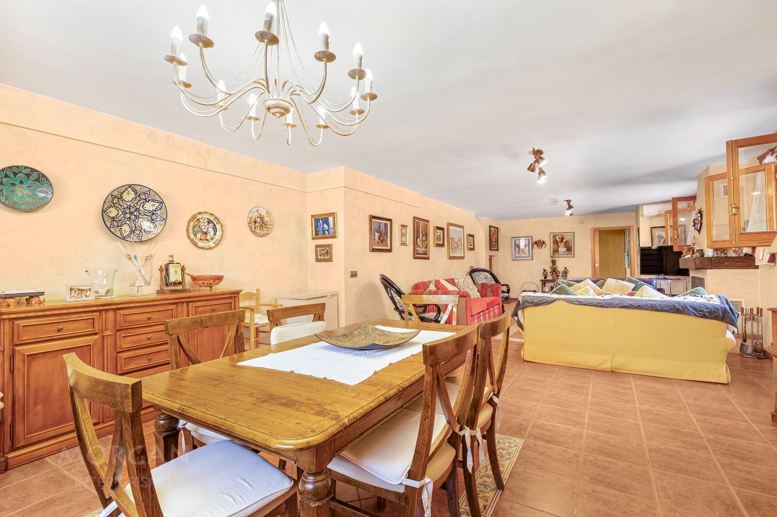 4 sypialnia Willa na sprzedaż w Muchamiel / Mutxamel z basenem - 890 000 € (Ref: 9276600)