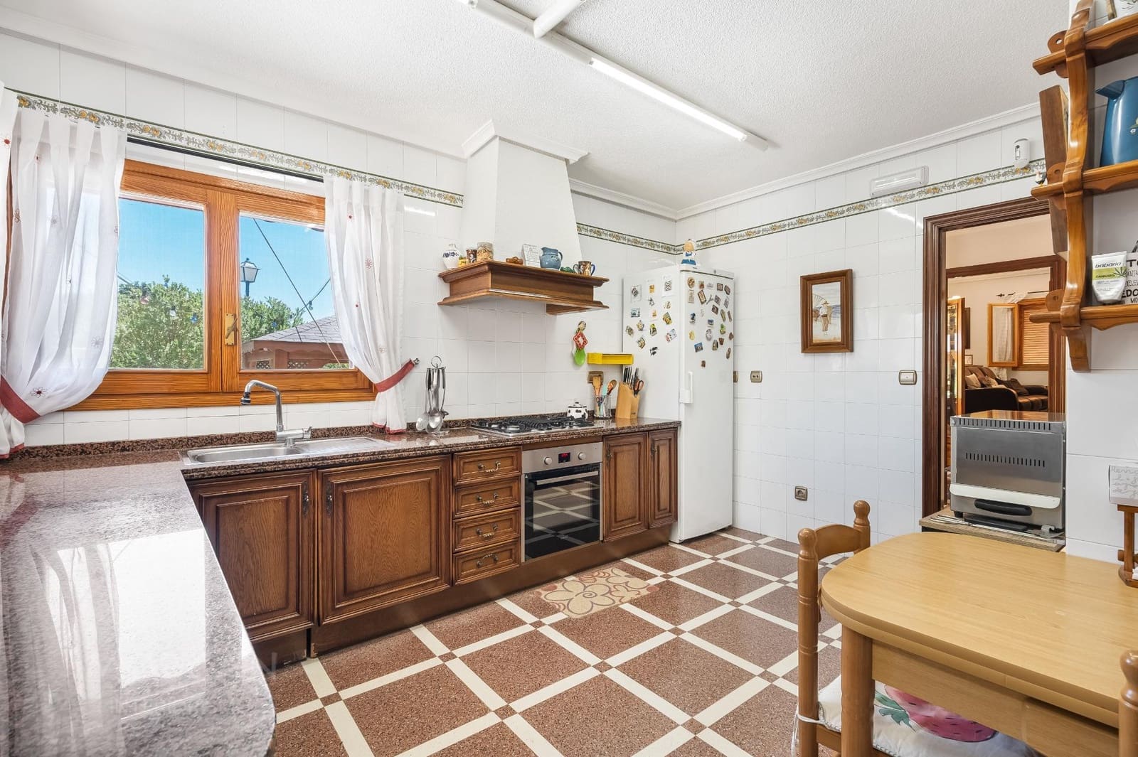 4 sypialnia Willa na sprzedaż w Muchamiel / Mutxamel z basenem - 890 000 € (Ref: 9276600)