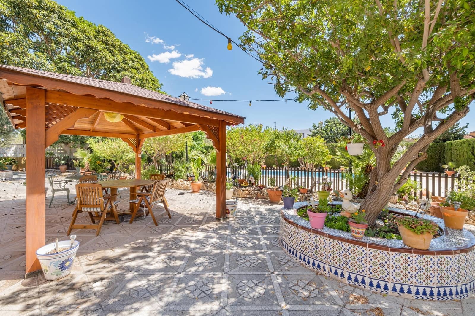 4 sypialnia Willa na sprzedaż w Muchamiel / Mutxamel z basenem - 890 000 € (Ref: 9276600)