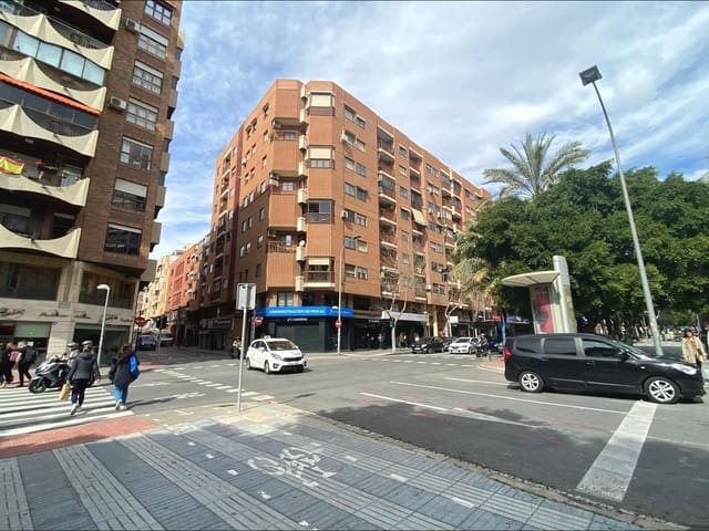 Piso de 3 habitaciones en Alicante / Alacant ciudad en alquiler - 1.550 € (Ref: 9276603)