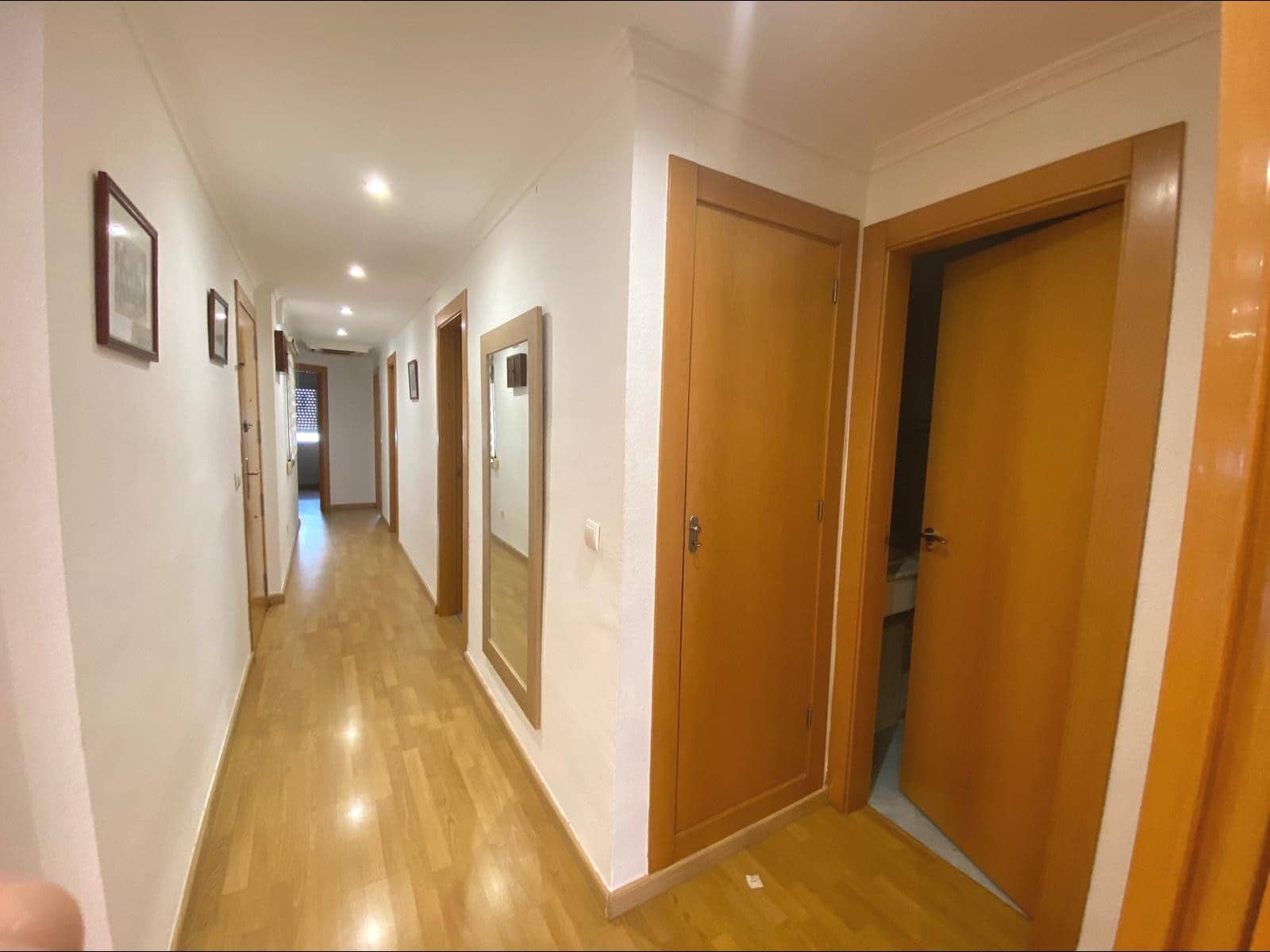 Piso de 3 habitaciones en Alicante / Alacant ciudad en alquiler - 1.550 € (Ref: 9276603)