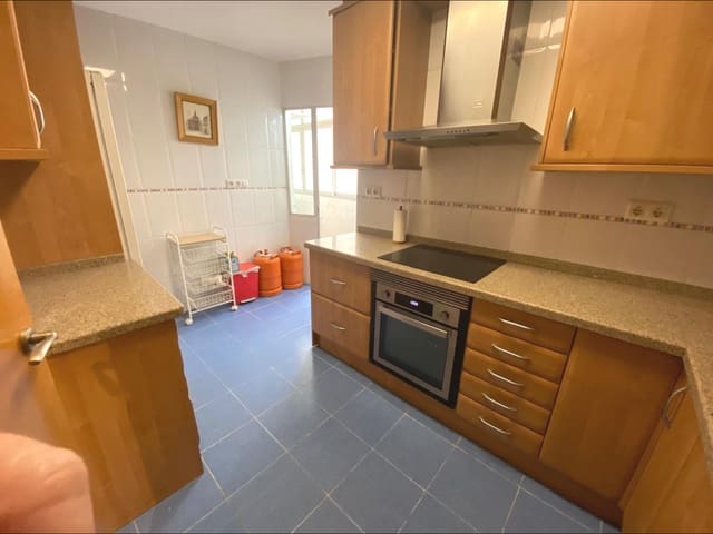 Piso de 3 habitaciones en Alicante / Alacant ciudad en alquiler - 1.550 € (Ref: 9276603)