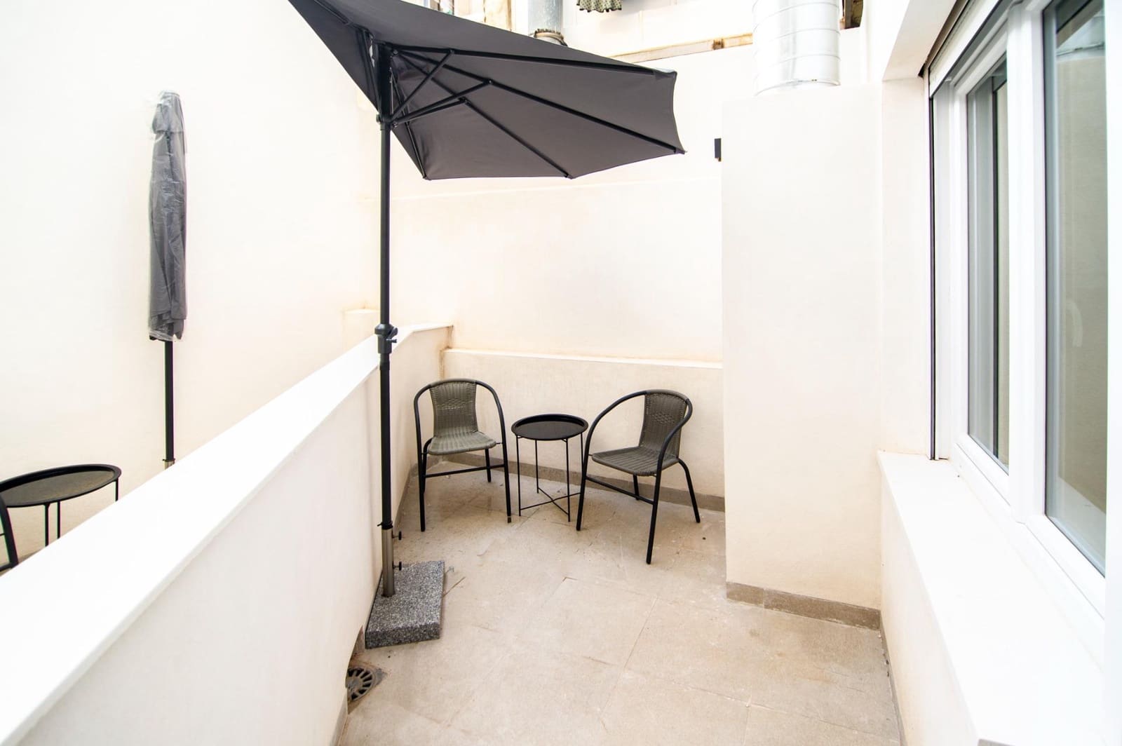 8 makuuhuone Yritys myytävänä paikassa Alicante kaupunki - 4 350 000 € (Ref: 9276608)