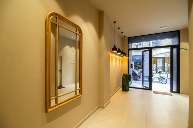 8 sovrum Företag till salu i Alicante stad - 4 350 000 € (Ref: 9276608)