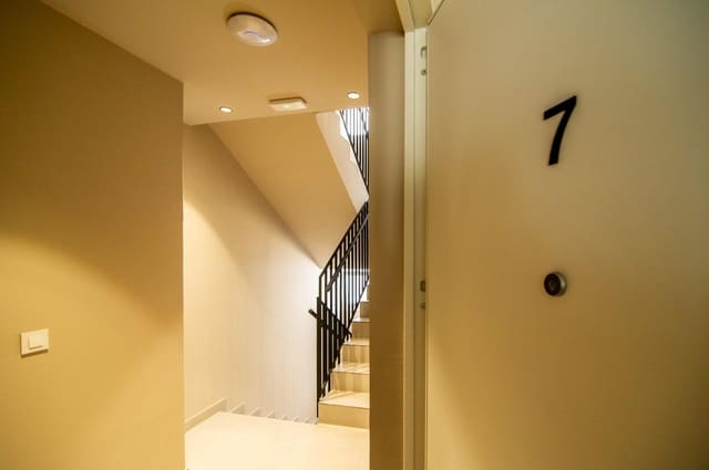 8 sovrum Företag till salu i Alicante stad - 4 350 000 € (Ref: 9276608)