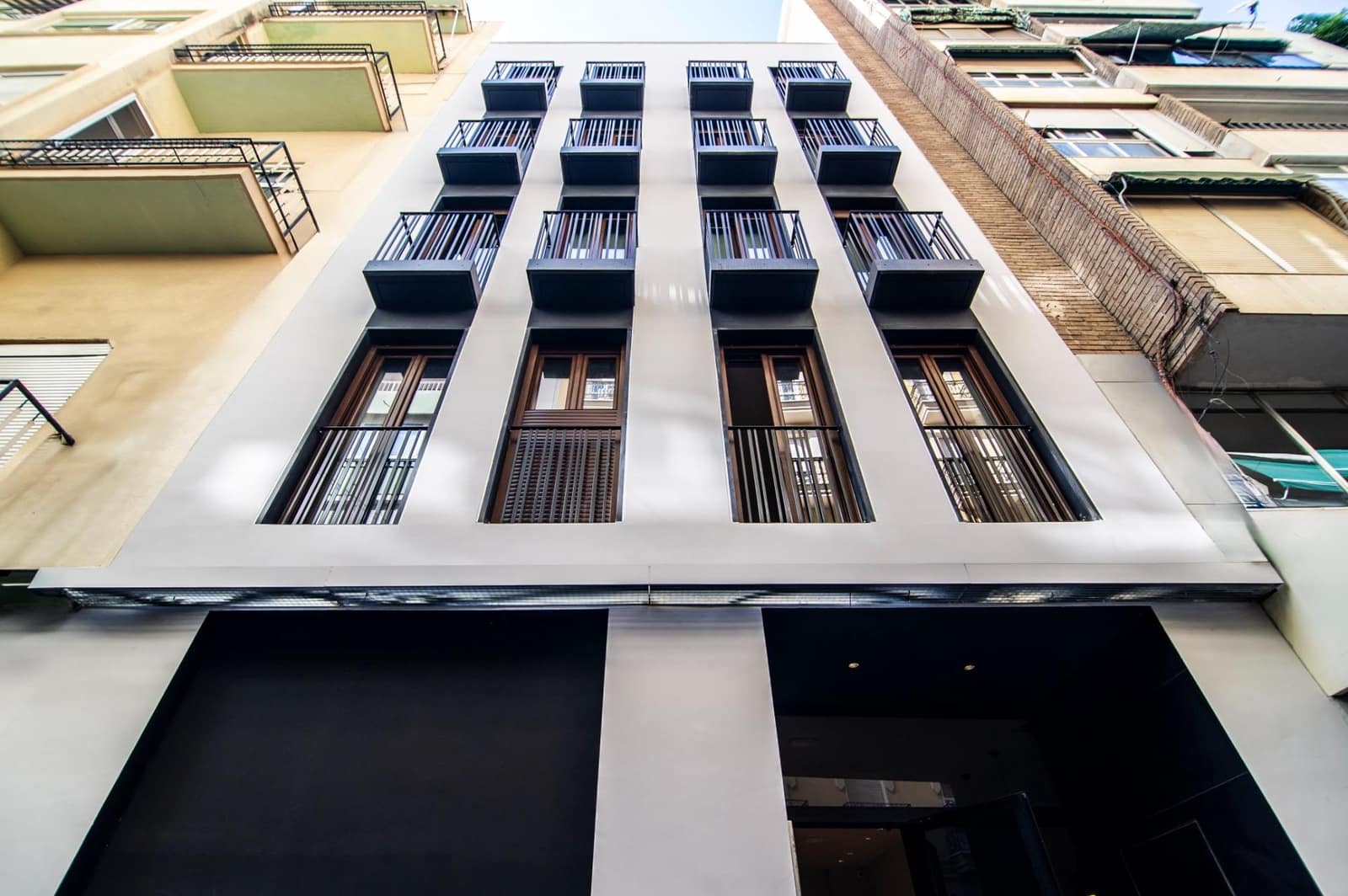 8 makuuhuone Yritys myytävänä paikassa Alicante kaupunki - 4 350 000 € (Ref: 9276608)