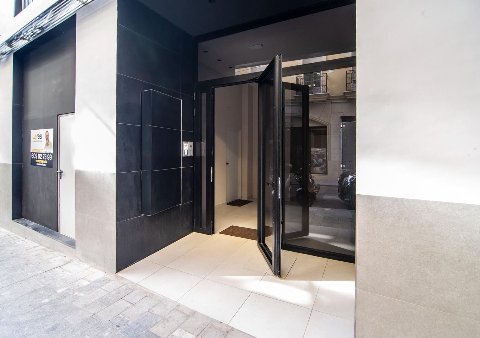 8 makuuhuone Yritys myytävänä paikassa Alicante kaupunki - 4 350 000 € (Ref: 9276608)