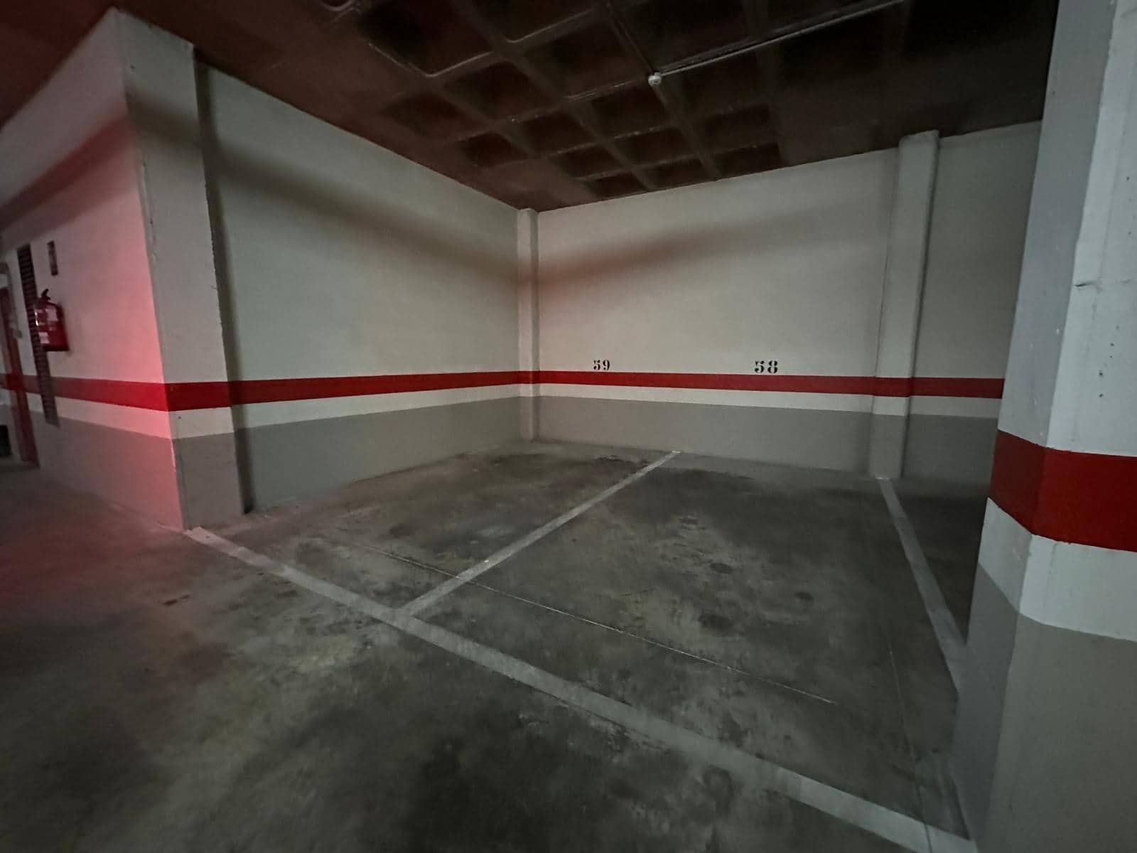 Garage til salg i Alicante by - € 12.500 (Ref: 9276610)