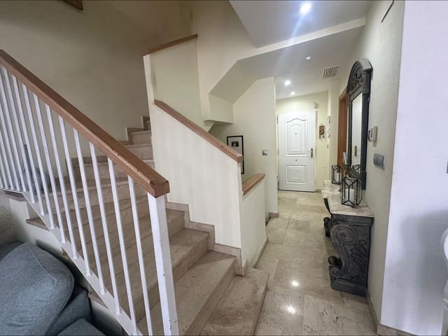 5 soveværelse Bungalow til salg i Monforte del Cid med swimmingpool garage - € 350.000 (Ref: 9276616)