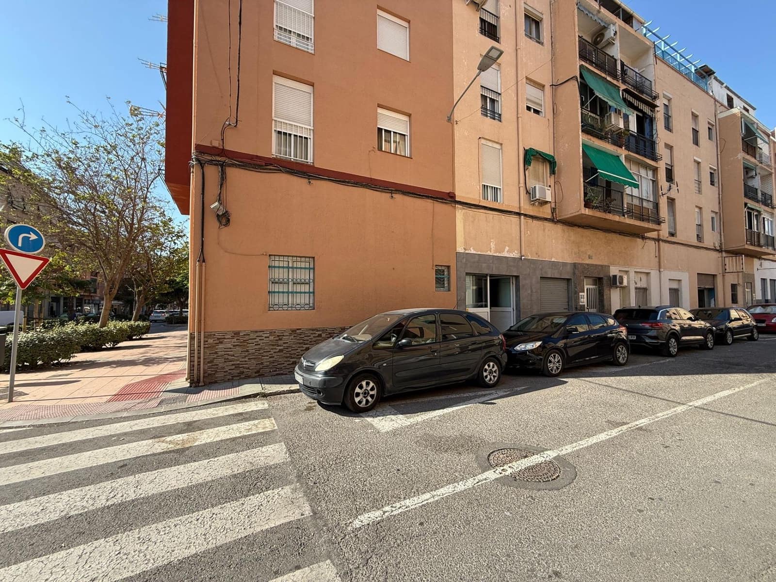 Komercyjne na sprzedaż w Miasto Alicante / Alacant - 67 840 € (Ref: 9276618)