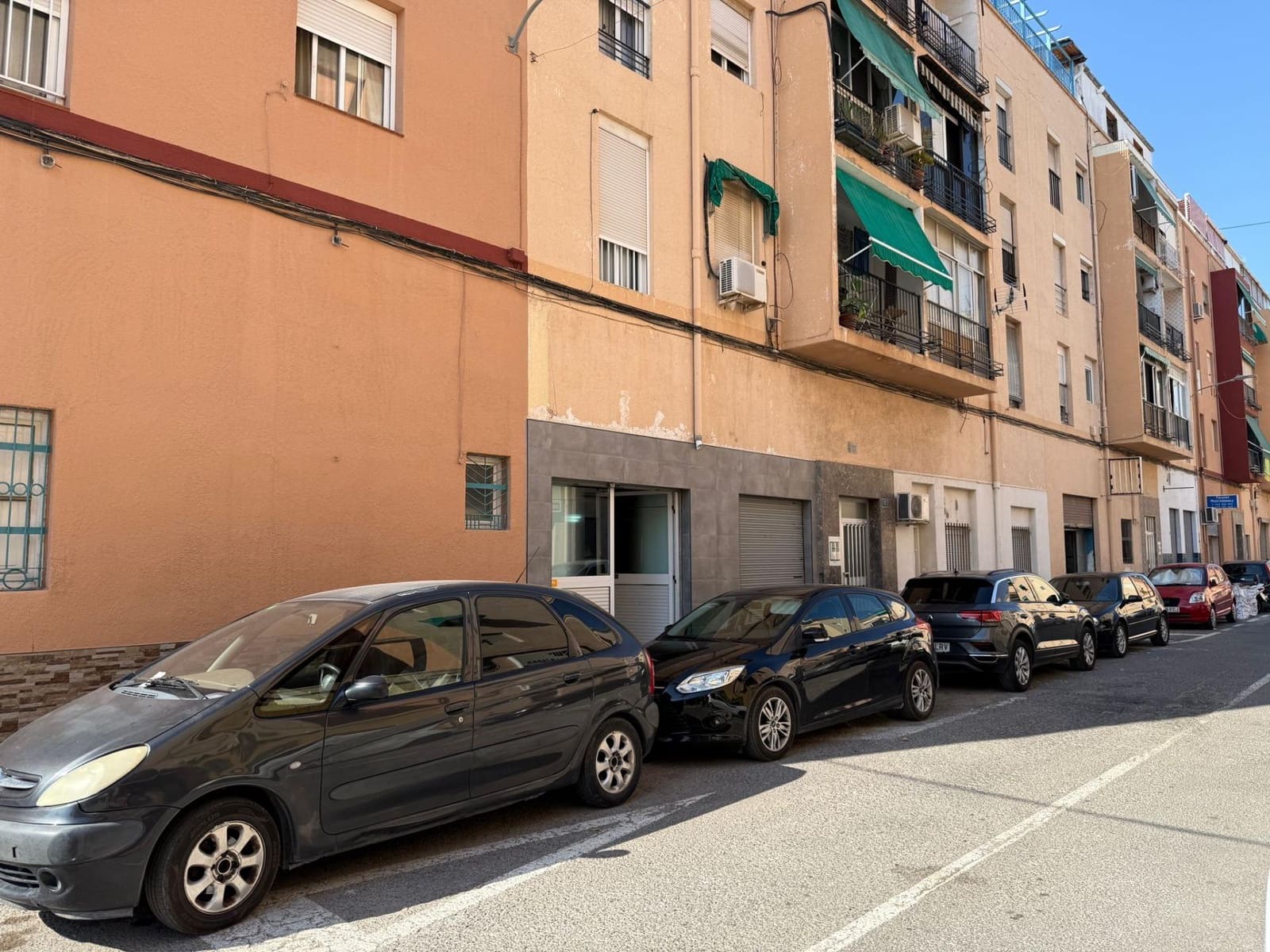 Komercyjne na sprzedaż w Miasto Alicante / Alacant - 67 840 € (Ref: 9276618)