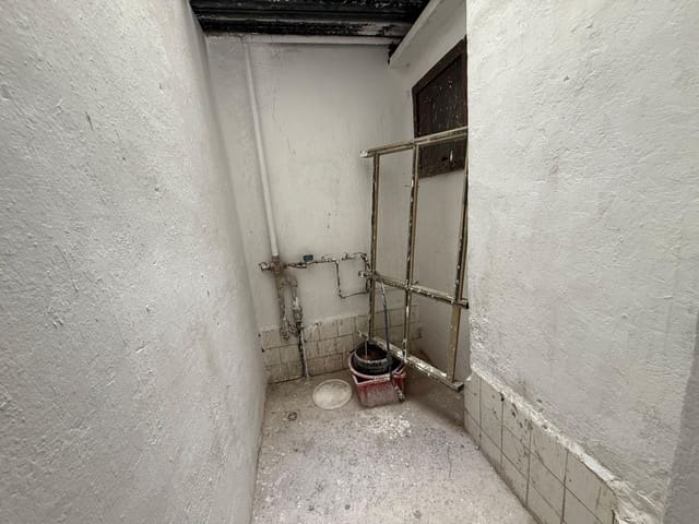 Komercyjne na sprzedaż w Miasto Alicante / Alacant - 67 840 € (Ref: 9276618)