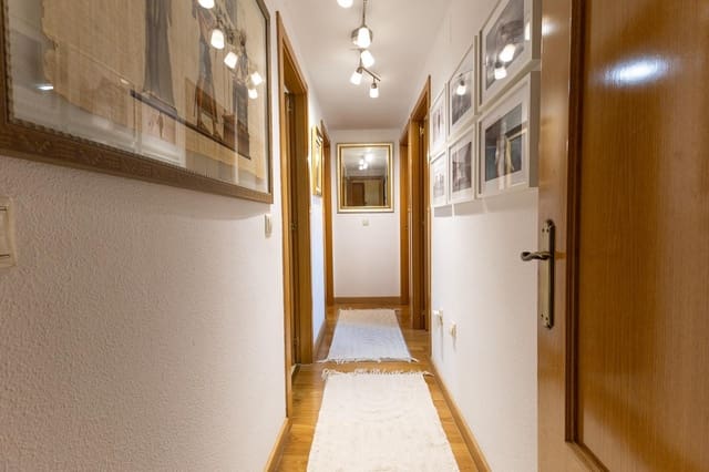 3 quarto Apartamento para venda em Alicante cidade com piscina garagem - 335 000 € (Ref: 9276621)