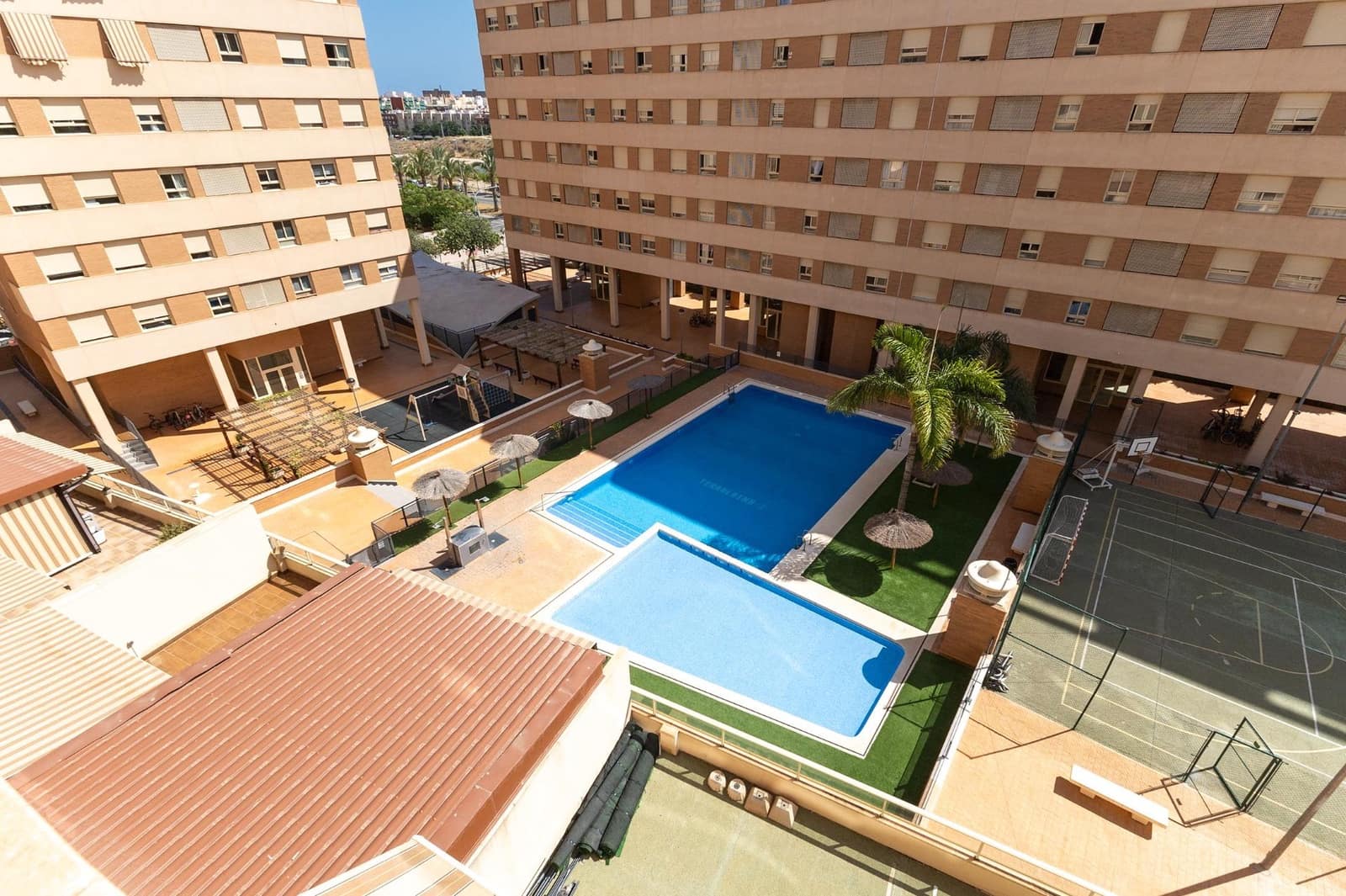 3 quarto Apartamento para venda em Alicante cidade com piscina garagem - 335 000 € (Ref: 9276621)