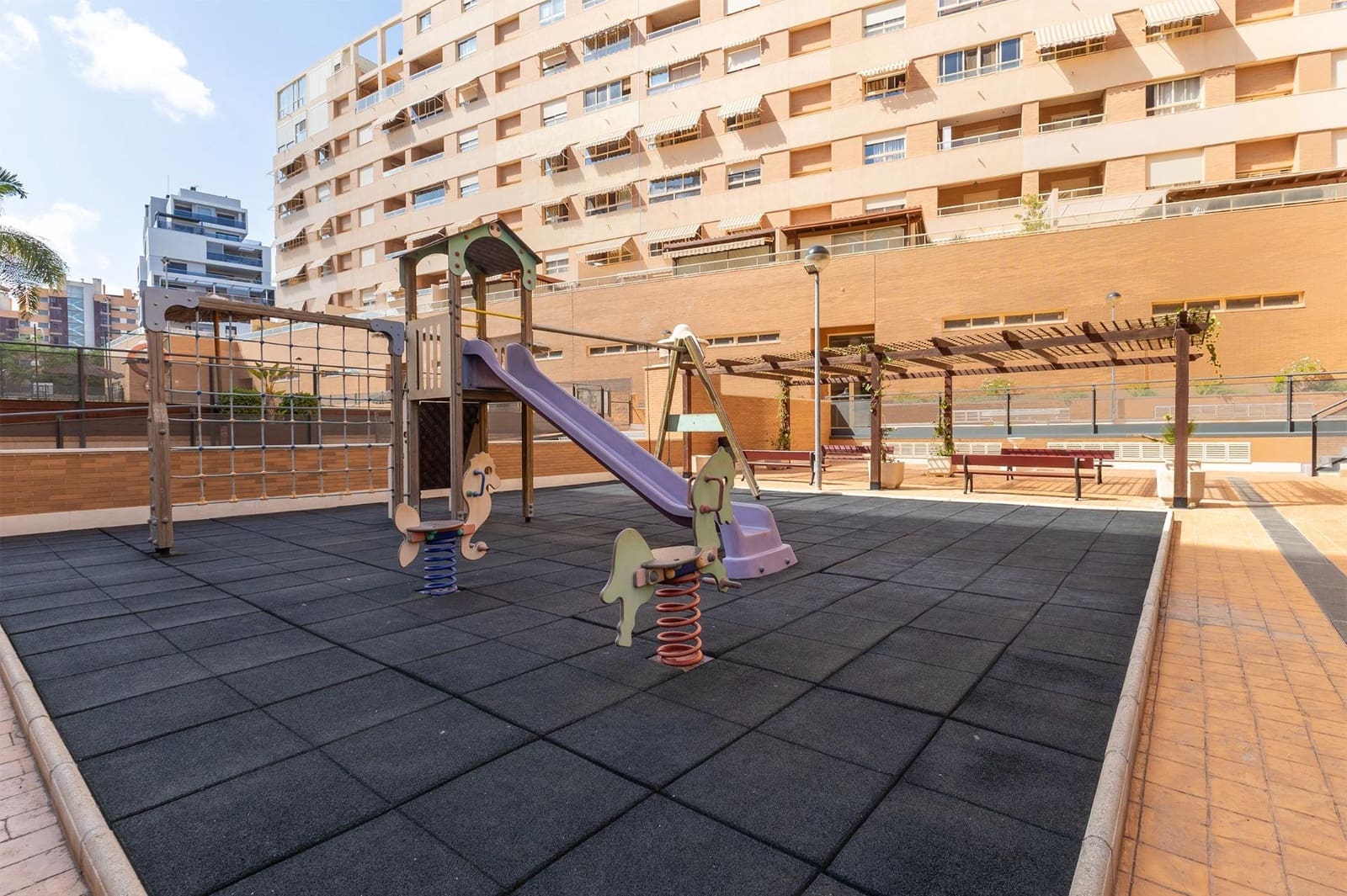 3 quarto Apartamento para venda em Alicante cidade com piscina garagem - 335 000 € (Ref: 9276621)