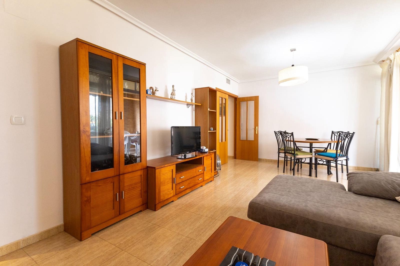 3 soveværelse Lejlighed til salg i Alicante by med swimmingpool garage - € 326.000 (Ref: 9276625)