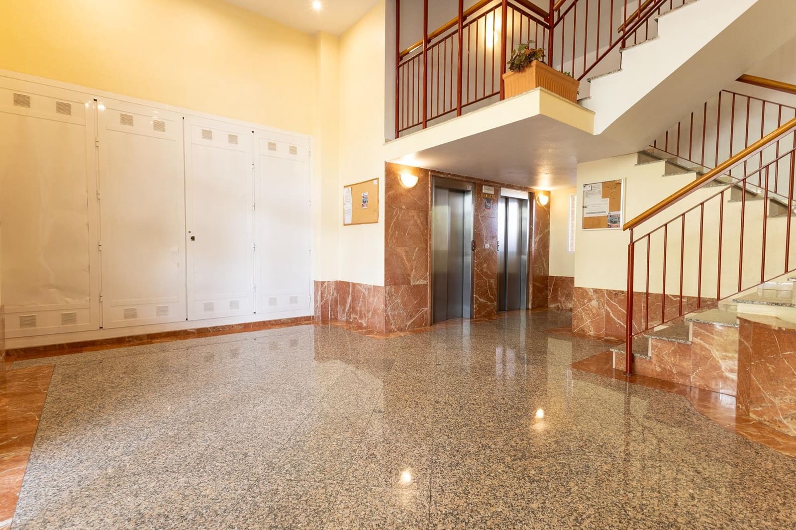 3 soveværelse Lejlighed til salg i Alicante by med swimmingpool garage - € 326.000 (Ref: 9276625)