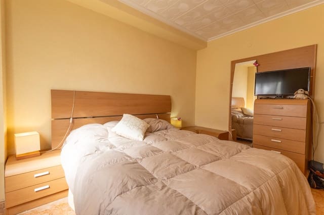 3 soveværelse Lejlighed til salg i Alicante by - € 185.000 (Ref: 9276626)