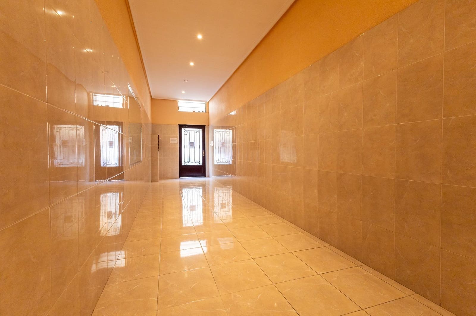 3 soveværelse Lejlighed til salg i Alicante by - € 185.000 (Ref: 9276626)