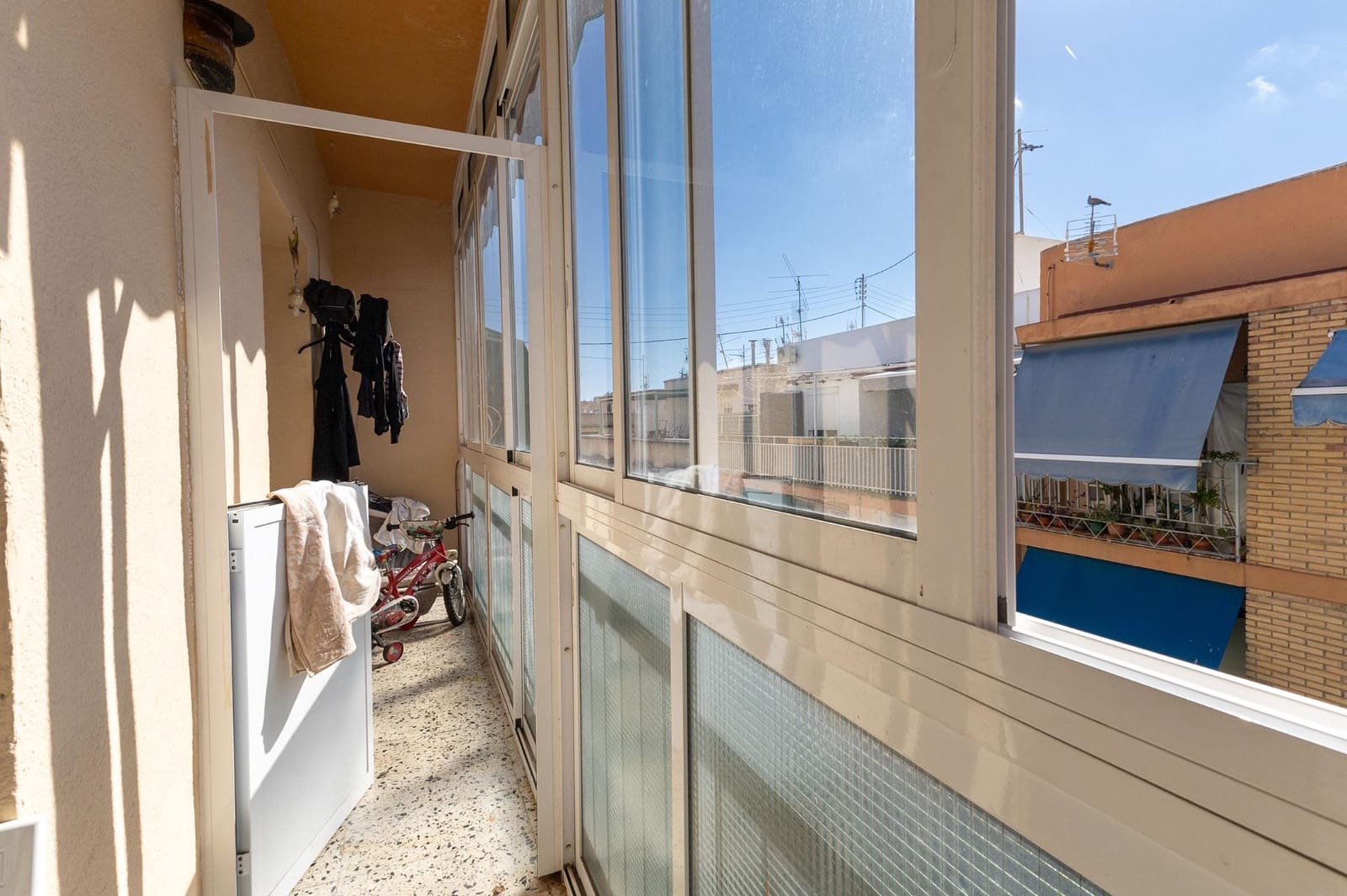3 soveværelse Lejlighed til salg i Alicante by - € 185.000 (Ref: 9276626)