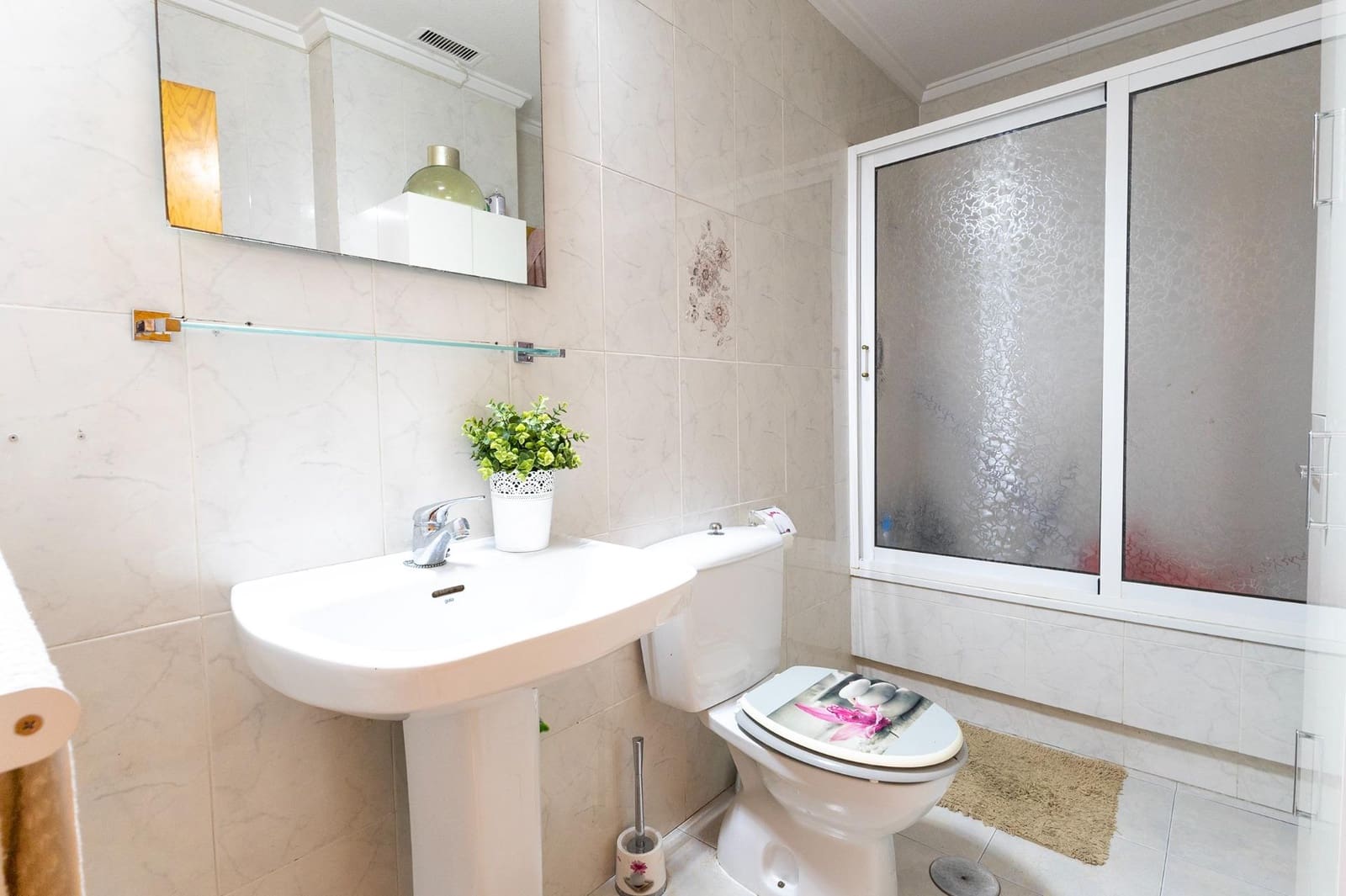 Ático de 2 habitaciones en Torrevieja en venta con garaje - 174.500 € (Ref: 9276627)