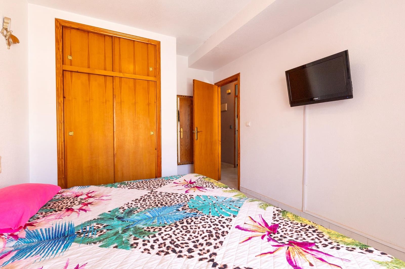 Ático de 2 habitaciones en Torrevieja en venta con garaje - 174.500 € (Ref: 9276627)