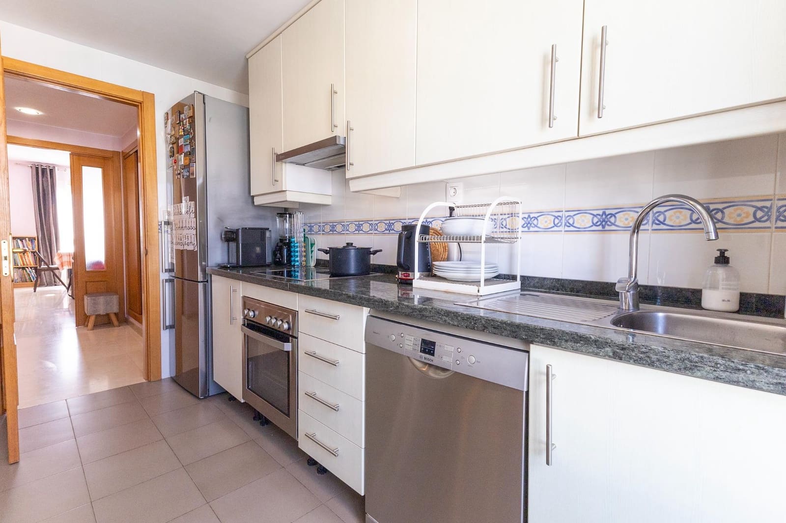 Piso de 3 habitaciones en Alicante / Alacant ciudad en venta con piscina garaje - 335.000 € (Ref: 9276632)