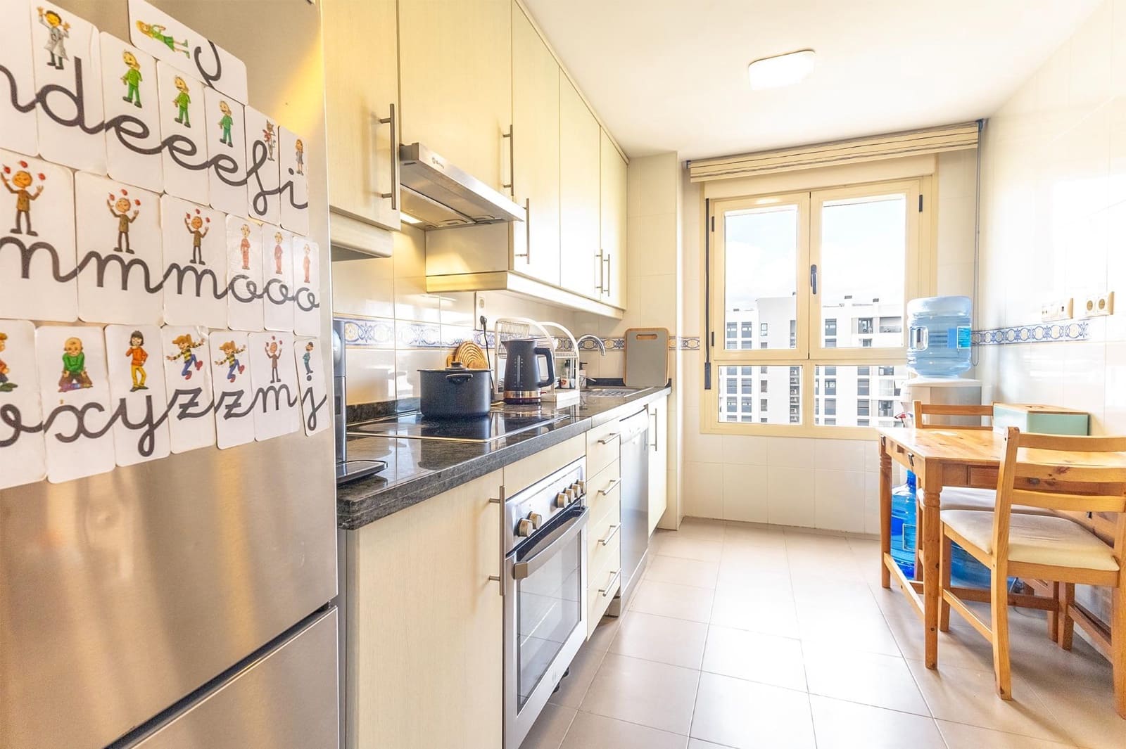 Piso de 3 habitaciones en Alicante / Alacant ciudad en venta con piscina garaje - 335.000 € (Ref: 9276632)