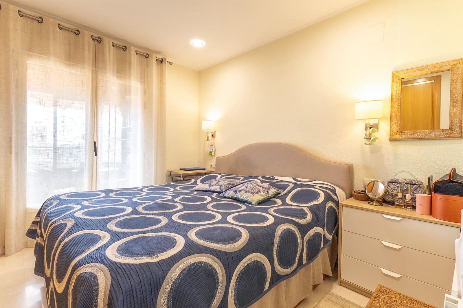 Piso de 3 habitaciones en Alicante / Alacant ciudad en venta con piscina garaje - 335.000 € (Ref: 9276632)