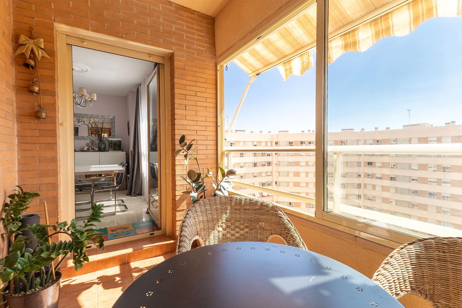 Piso de 3 habitaciones en Alicante / Alacant ciudad en venta con piscina garaje - 335.000 € (Ref: 9276632)