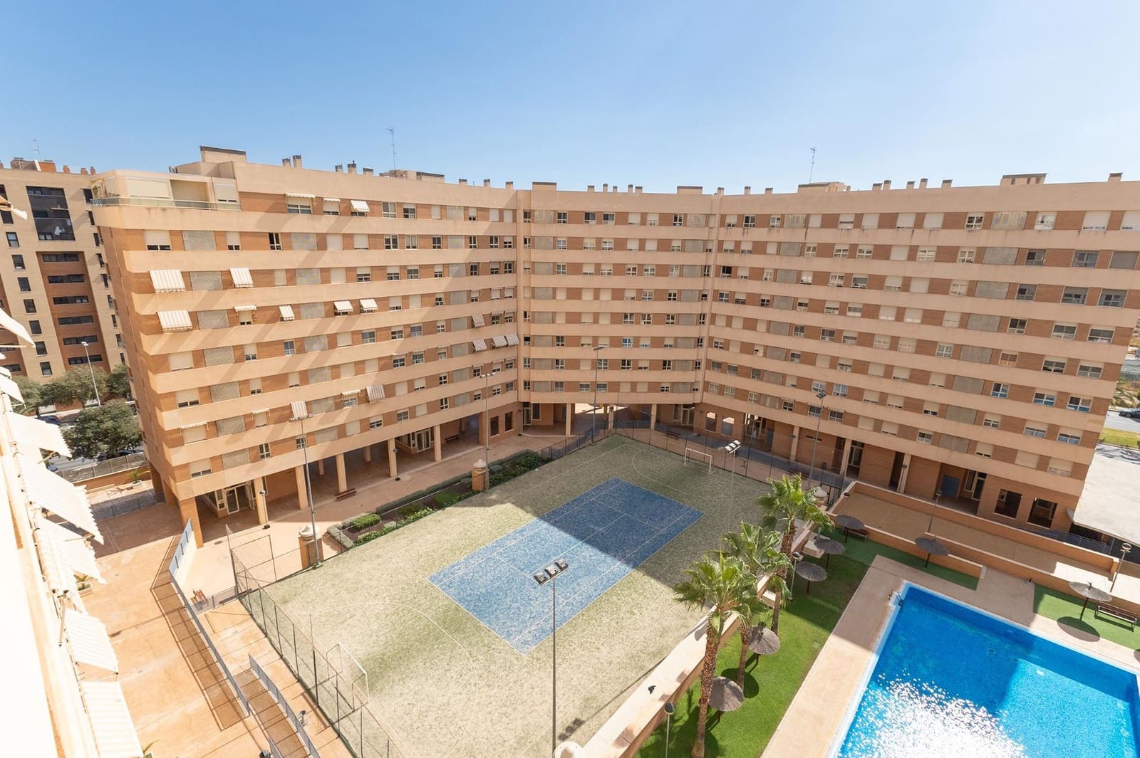 Piso de 3 habitaciones en Alicante / Alacant ciudad en venta con piscina garaje - 335.000 € (Ref: 9276632)