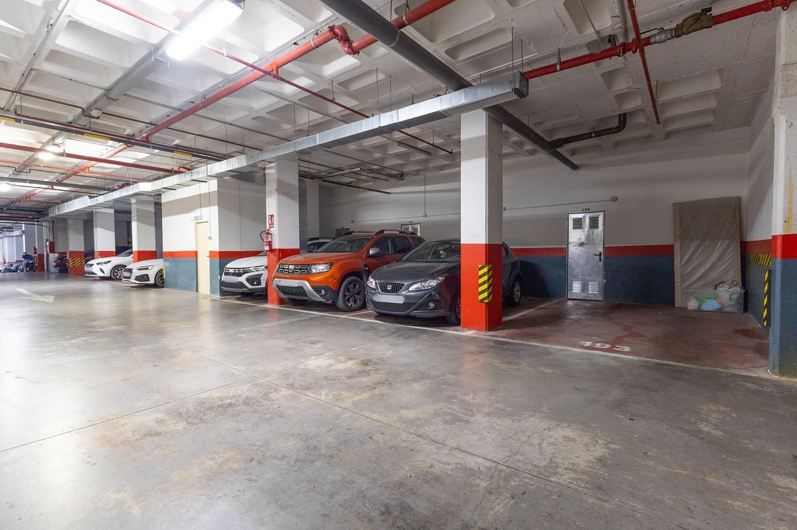 Piso de 3 habitaciones en Alicante / Alacant ciudad en venta con piscina garaje - 335.000 € (Ref: 9276632)