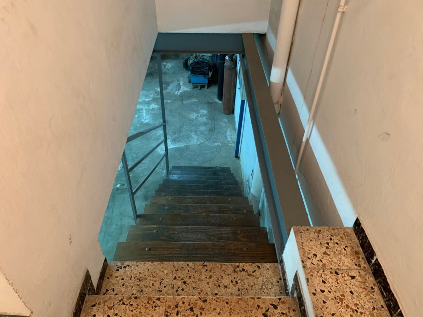 Business for sale in Alicante / Alacant city - € 251,600 (Ref: 9276633)