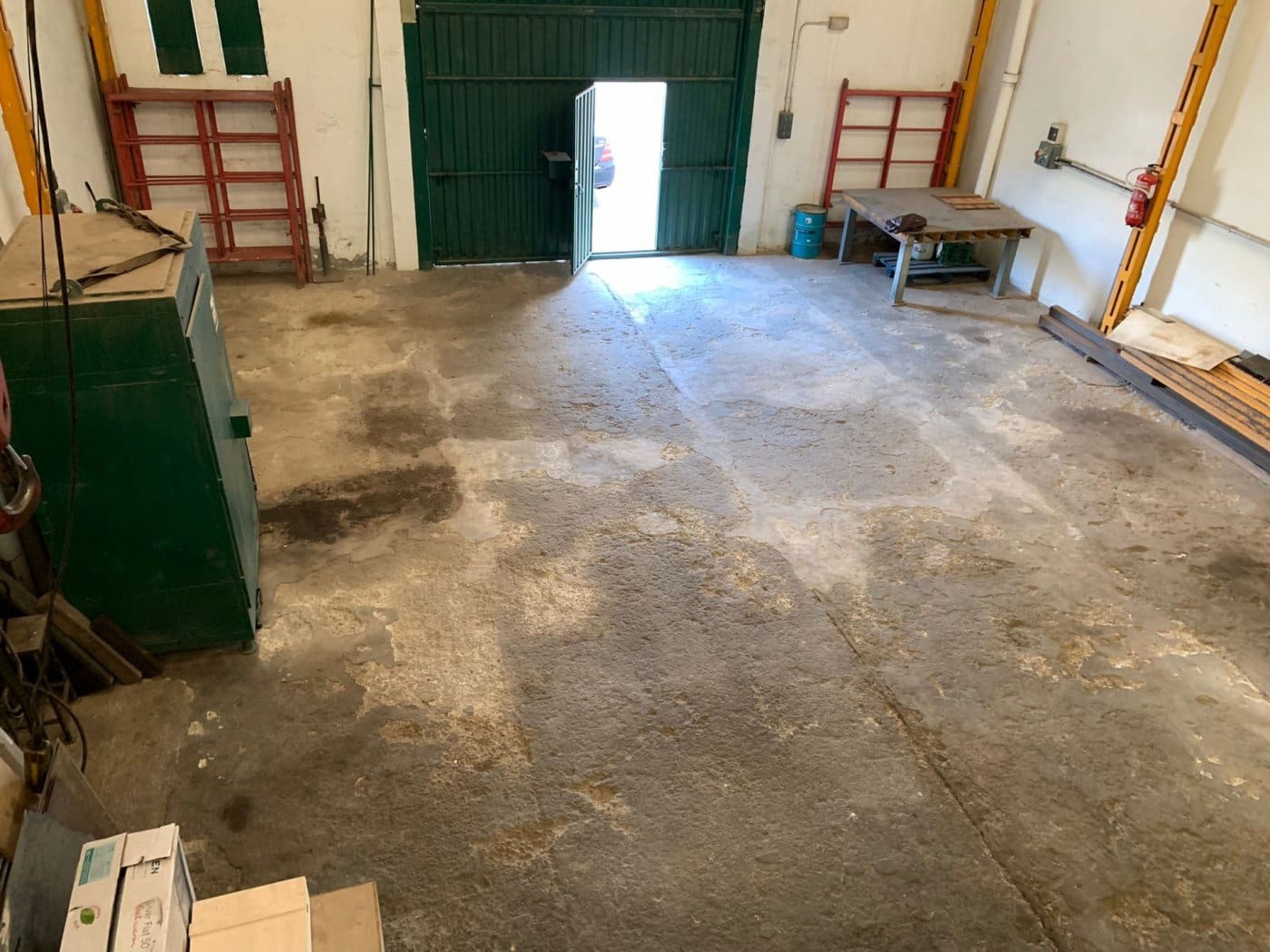 Business for sale in Alicante / Alacant city - € 251,600 (Ref: 9276633)