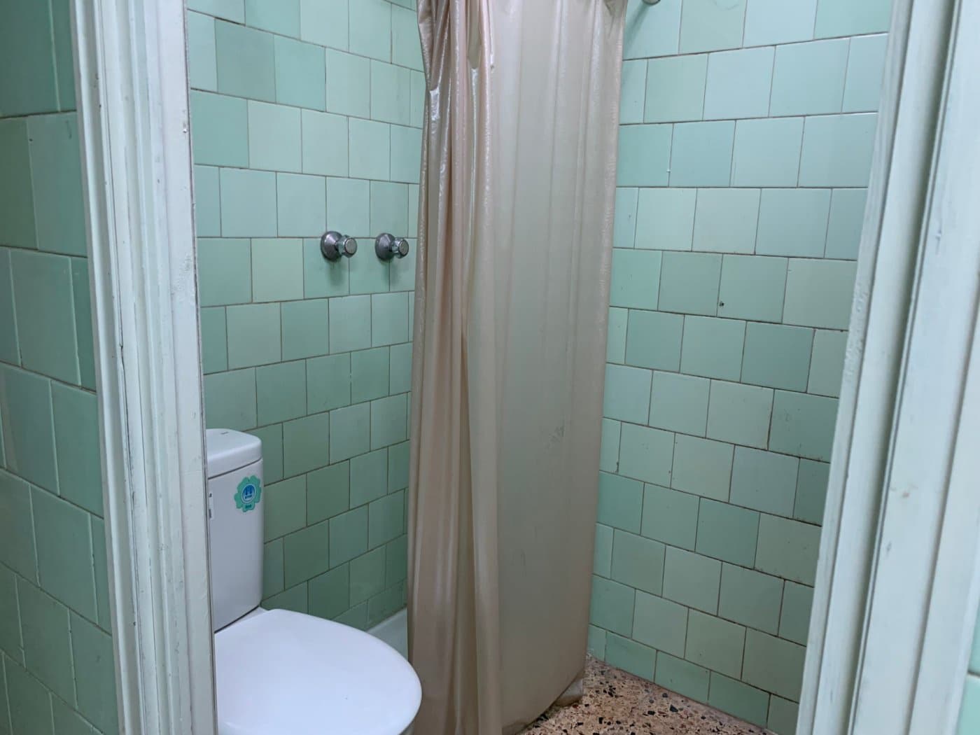 Business for sale in Alicante / Alacant city - € 251,600 (Ref: 9276633)