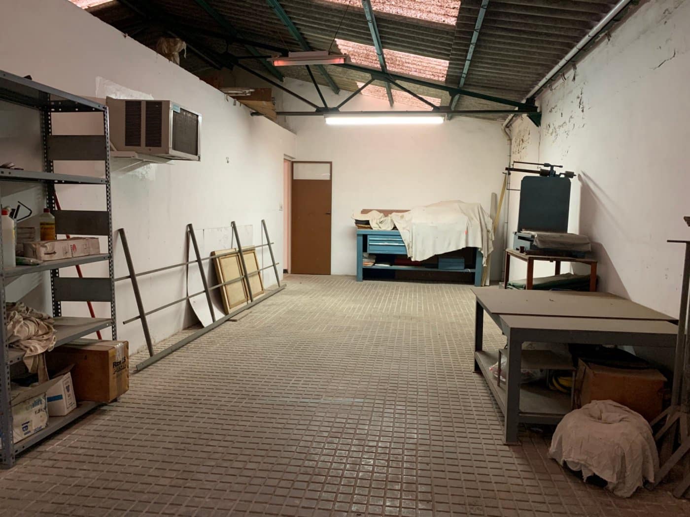 Business for sale in Alicante / Alacant city - € 251,600 (Ref: 9276633)