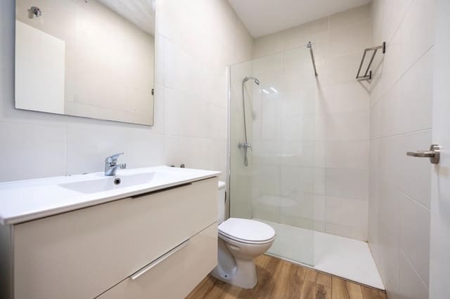 Oficina de 2 habitaciones en Alicante / Alacant ciudad en venta - 126.500 € (Ref: 9303564)