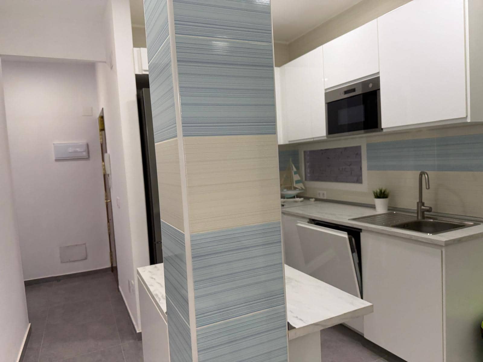 5 makuuhuone Asunto myytävänä paikassa Alicante kaupunki - 269 000 € (Ref: 9310921)