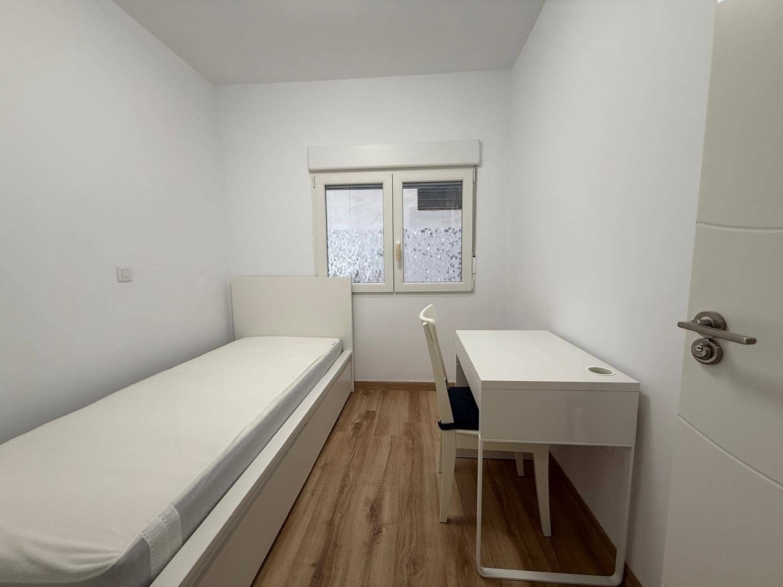 5 makuuhuone Asunto myytävänä paikassa Alicante kaupunki - 269 000 € (Ref: 9310921)