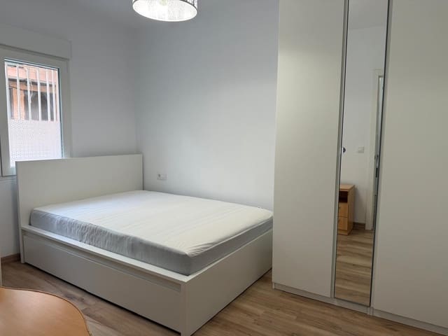 5 makuuhuone Asunto myytävänä paikassa Carolinas Altas, Alicante kaupunki - 269 000 € (Ref: 9310921)