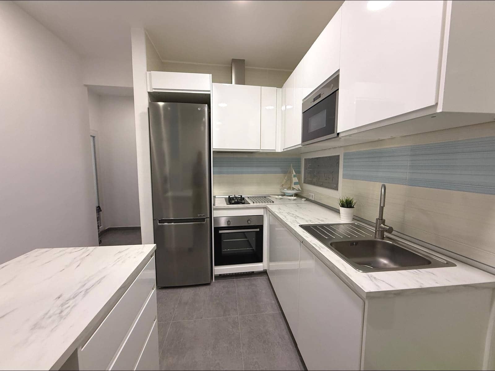 5 makuuhuone Asunto myytävänä paikassa Alicante kaupunki - 269 000 € (Ref: 9310921)