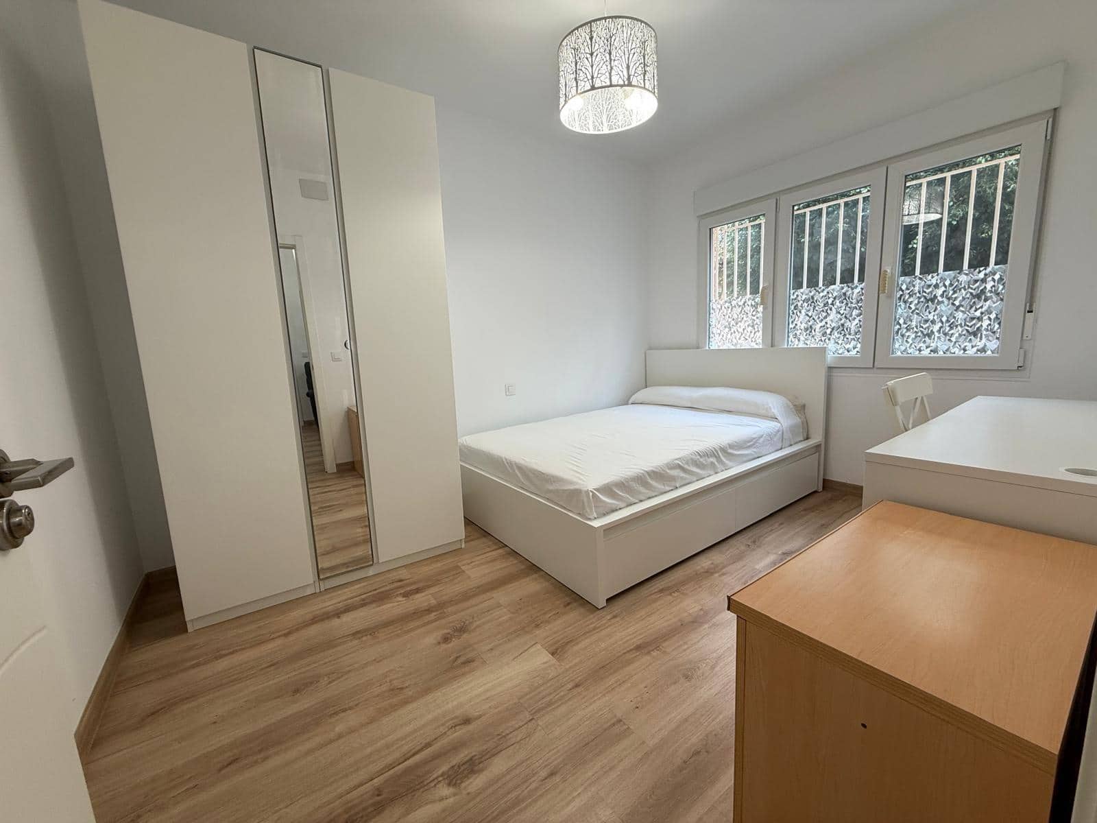 5 makuuhuone Asunto myytävänä paikassa Alicante kaupunki - 269 000 € (Ref: 9310921)