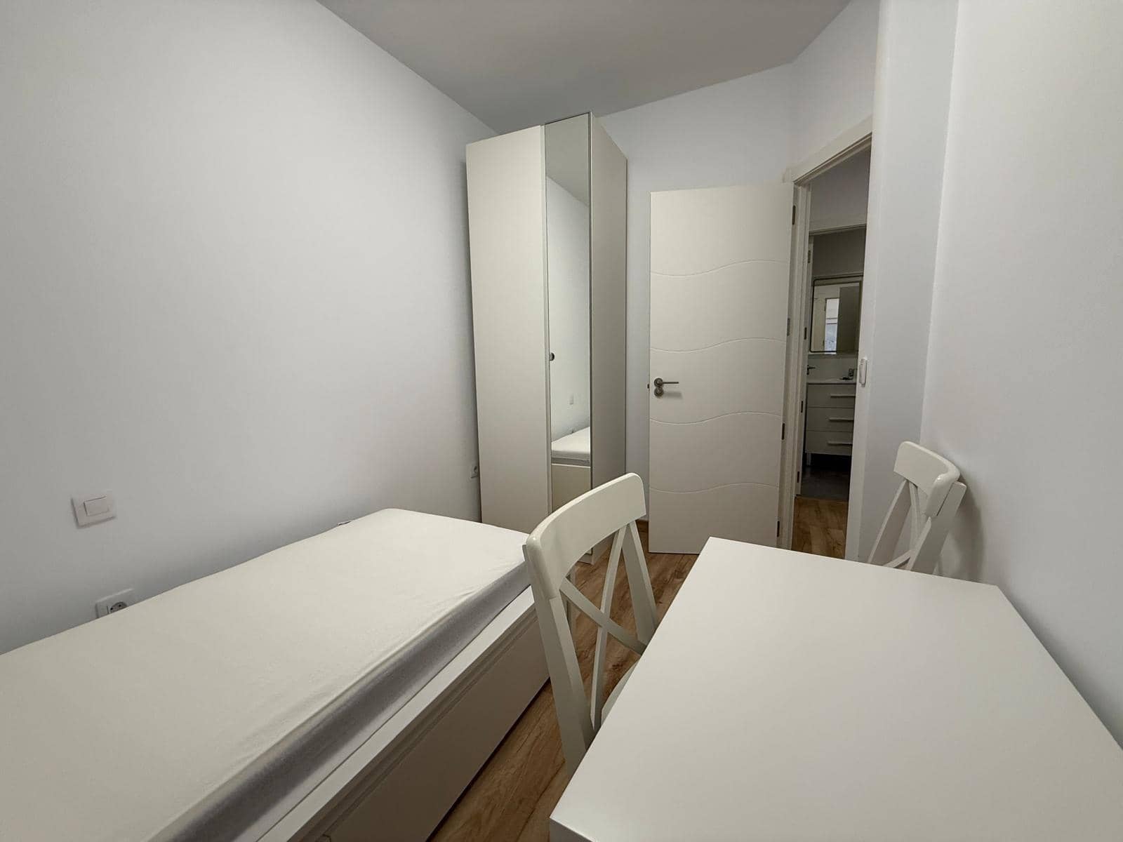 5 makuuhuone Asunto myytävänä paikassa Alicante kaupunki - 269 000 € (Ref: 9310921)