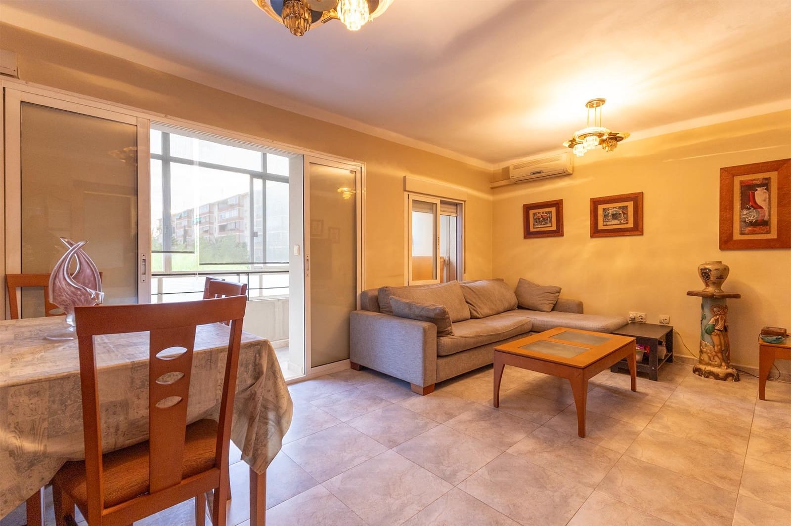 2 makuuhuone Asunto myytävänä paikassa Alicante kaupunki - 92 650 € (Ref: 9312906)