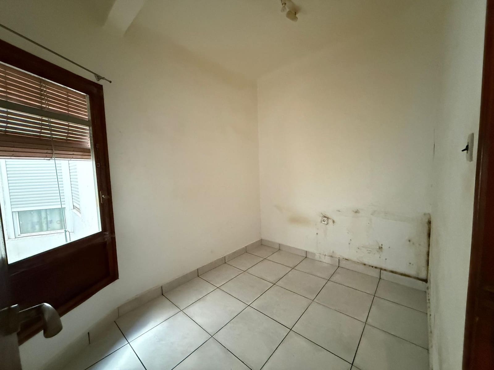 4 soveværelse Lejlighed til salg i Alicante by - € 146.050 (Ref: 9414426)