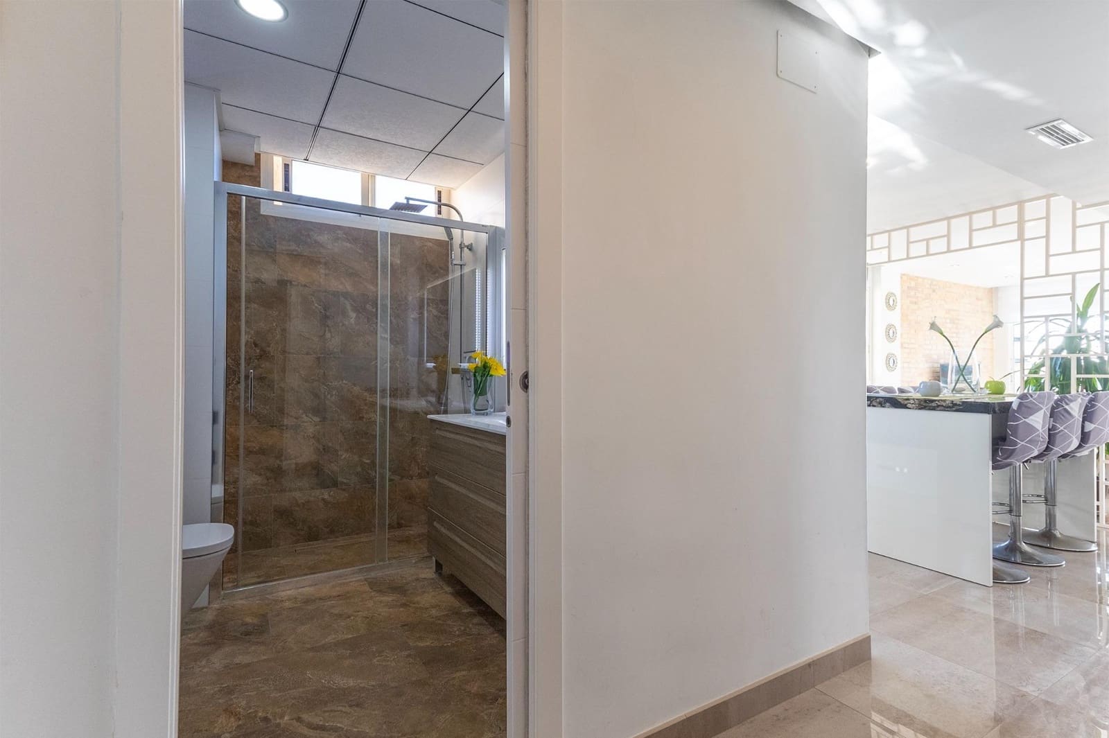 3 soveværelse Lejlighed til salg i Alicante by med swimmingpool - € 296.500 (Ref: 9414427)