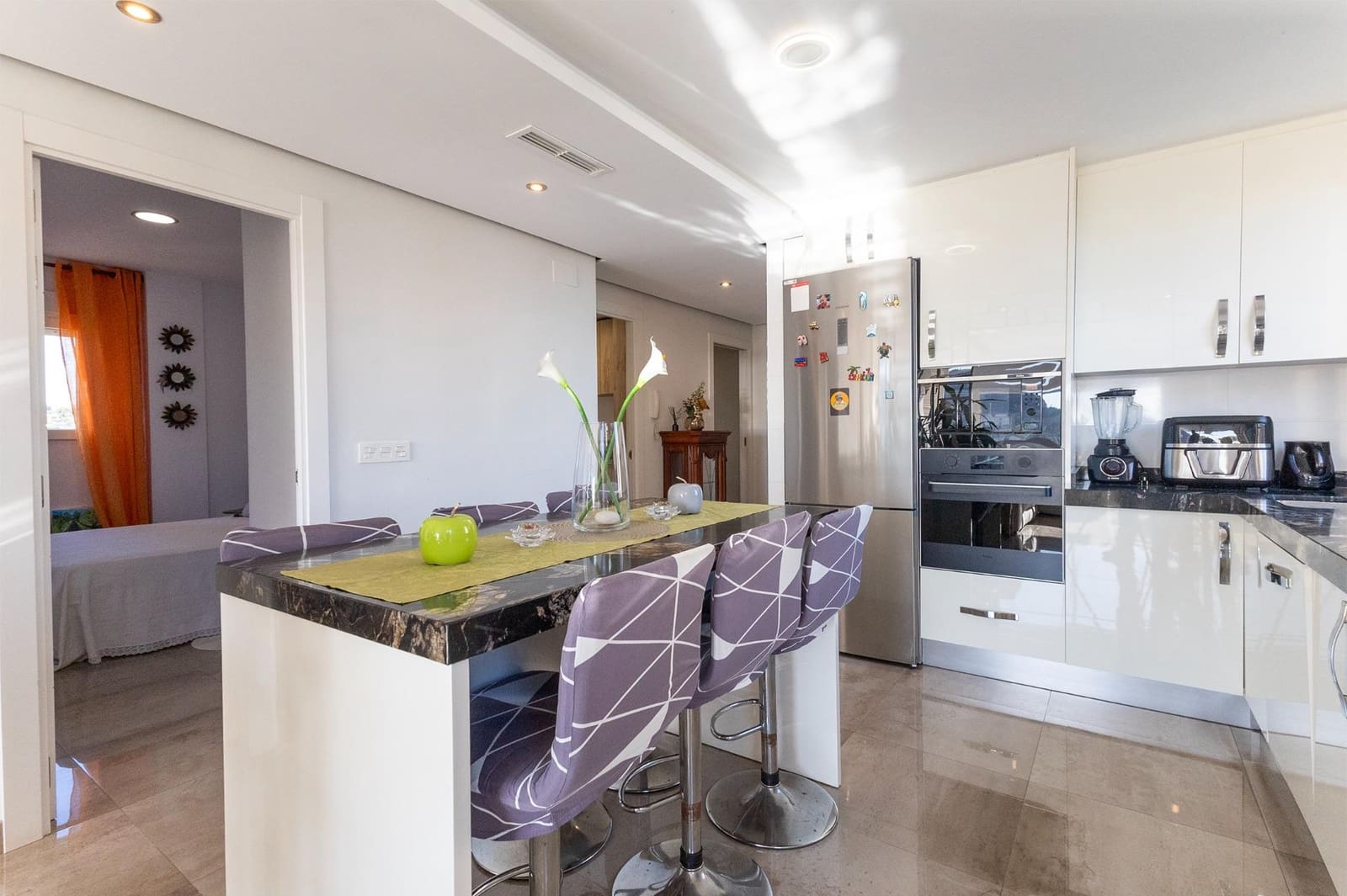 3 soveværelse Lejlighed til salg i Alicante by med swimmingpool - € 296.500 (Ref: 9414427)