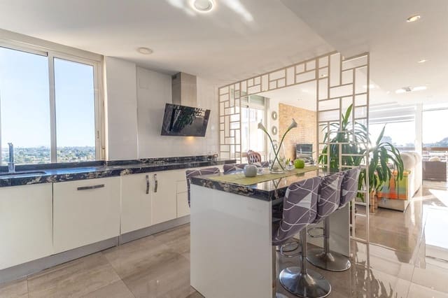 3 soveværelse Lejlighed til salg i Vistahermosa, Alicante by med swimmingpool - € 296.500 (Ref: 9414427)